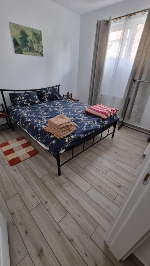 Апартаменты New Bucuresti Relax Flat - Apartament Relaxare - 4 People Экстерьер фото